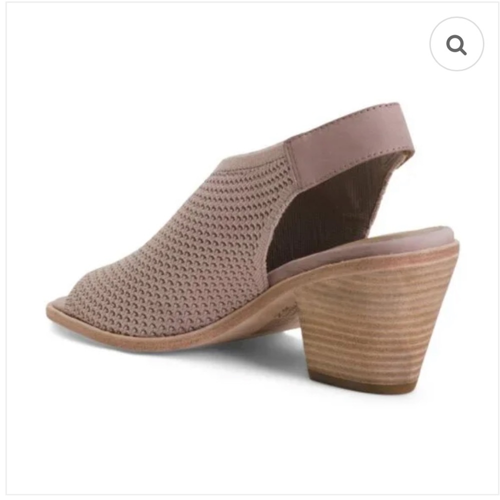 Eileen Fisher Blush Suede Avil Stretch Heels Sz 9 NIB - Picture 3 of 4